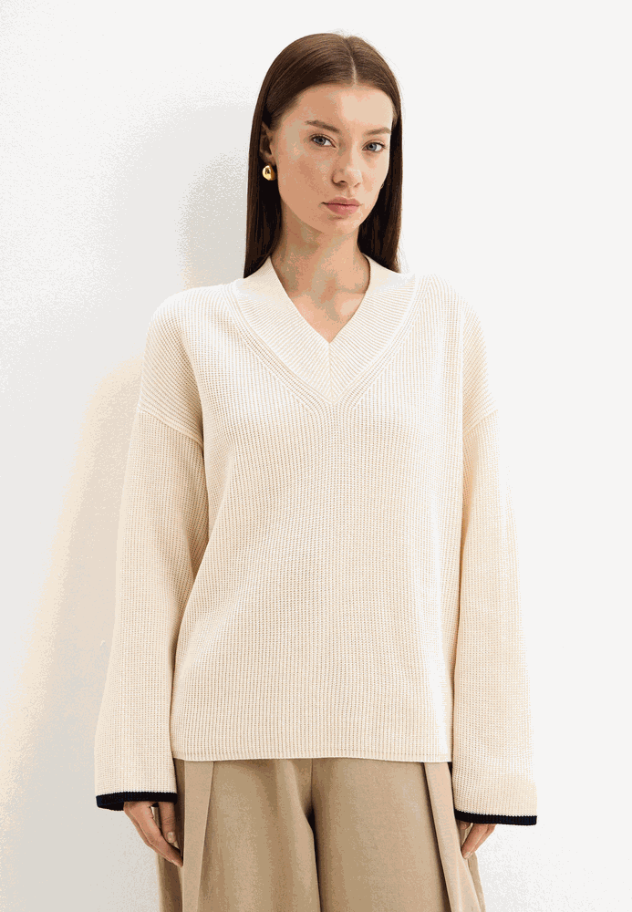 Черное платье миди